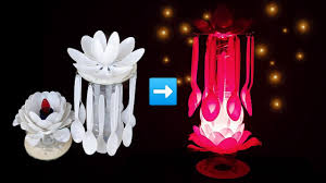Hmmmm cara membuatnya pun tidak terlalu sulit dan hasilnya luar biasah. Kerajinan Lampu Hias Ruangan Dari Sendok Plastik Dan Bekas Kaset Cd Youtube