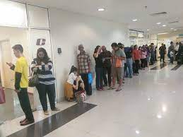 Malaysian immigration office jalan duta, kuala lumpur, malaysia. Berita Harian ×'×˜×•×•×™×˜×¨ Orang Ramai Beratur Mendapatkan Nombor Giliran Permohonan Passport Dari Jam 7 Pagi Di Pejabat Imigresen Jalan Duta