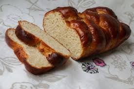 Brioche Tressee Au Rhum Et Au Mascarpone Les Petits Plats De Patchouka Recette Brioche Tressee Brioche Alimentation