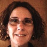 Stephanie Summerfield's Instagram, Twitter & Facebook