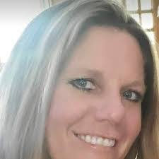 Nikki Morrow's Instagram, Twitter & Facebook