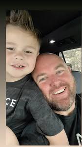 Couple PLACE agents, showing homes