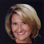 Heidi Hewett's Instagram, Twitter & Facebook