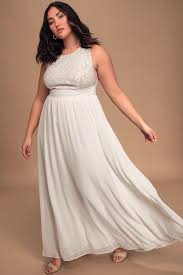 25 Casual Wedding Dresses For Laid Back Brides In 2020 White Lace Maxi Dress Casual Wedding Dress White Lace Maxi