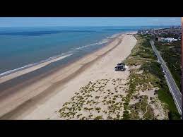 De haan ist stolz auf ihrem strand. Strand De Haan In Belgien Youtube