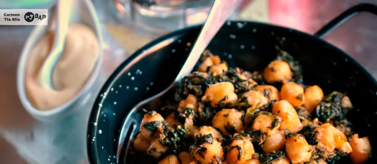 Chickpeas with Spinach