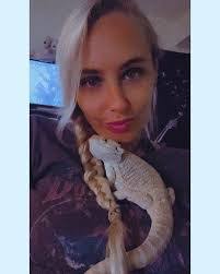 Jade Bartley's Instagram, Twitter & Facebook