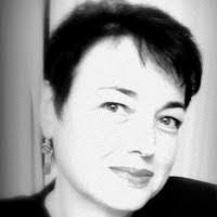 Lynne Robb's Instagram, Twitter & Facebook