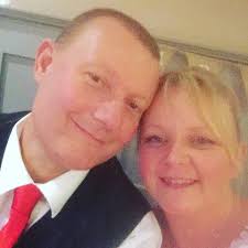 Charlie Eaton (@CharlieFarli)