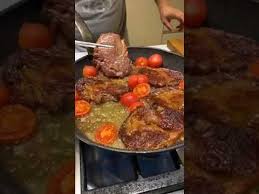 A Casa Entrecot Amb Tomaquets De Penjar Youtube Entrecot Youtube