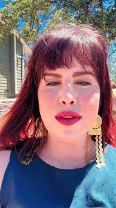 Roberta Zimmerman's Instagram, Twitter & Facebook