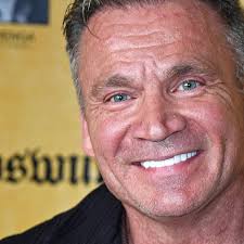 Promis unter Palmen": Peter Klein rastet aus