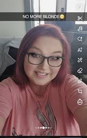 Please us that do not have electricity be kind to the linemen. It's not  there fault its the CEO of centerpoint. I know a lot say they see them just  like standing