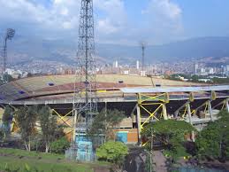 Domovským stadionem independiente je estadio libertadores de américa (německy „stadium of liberator of america), který byl otevřen v roce 1928 a díky své konstrukci je také známý. Estadio Atanasio Girardot Wikipedia