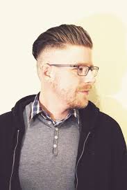 To put it plainly, this peaky blinders haircut can best be depicted as a side cleared french crop with hummed sides roughly a fourth of an inch long. What Is The Cut Peaky Blinders