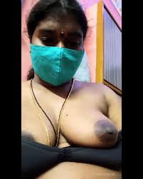 Indian- Dharshini Strip Chat Model Dark Nipples Showing And Lips - EPORNER