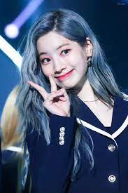 The band debuted on october 20, 2015, through the survival show sixteen, under jyp entertainment. Twice Dahyun 190424 The Fact Music Awards Twice Dahyun Kpop Girls Nayeon
