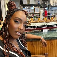 LIVE INTERVIEW WITH REGGIE COLEMAN " DRIVE WAYS R US" ON PROMO KINGS RADIO  WORLDWIDE by PROMO KINGS RADIO WORLDWIDE