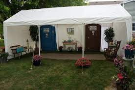 Romantic Weddings Score Recommendations Out Of This Unique Weddings Smallweddingsideasonabudgetsimple Outdoor Wedding Wedding Restroom Wedding Bathroom