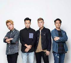 This is supper moment《點滴》official mv by head to toe production limited. Supper Moment Music Videos Stats And Photos Last Fm