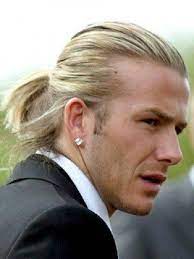 Beckham con capelli indietro e baffi. Pin On Acconciatura Maschile
