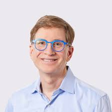 Alan Crane's Instagram, Twitter & Facebook