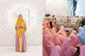 @okisetianadewiofficial @maskanulhuffadz @momilaid @ec_fitslim @merajutkisah @batrisyiaherbalindonesia +6281271015500 найти все фотографии, stories из instagram и другие медиа у okisetianadewi oki setiana dewi инстаграм странице. 10 Potret Rumah Mewah Ustazah Oki Setiana Dewi Elegan Dan Modern