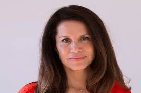 Cultura y TendenciasPatricia Cerda y su libro “Violeta & Nicanor”: "La obra  de ambos condensa la sensibilidad del siglo XX en Chile"