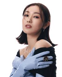 Bowie Cheung 張寶兒added a new photo.