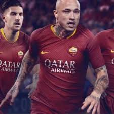 As anticipated over the last few months. As Roma Unveil New Nike 2018 19 Home Kit With Historic Roman Military Design Sports Illustrated