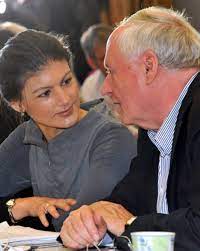 „es besteht keine gefahr, dass künftig eine sahra lafontaine oder ein oskar wagenknecht irgendwo auftauchen, sagte wagenknecht. Oskar Lafontaine Sahra Wagenknecht Mehr Als Kollegen Gala De