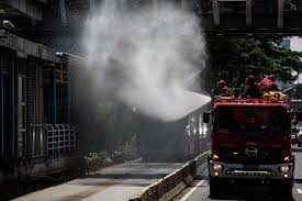 Check spelling or type a new query. Ramai Penyemprotan Disinfektan Di Jalan Raya Epidemiolog Tidak Efektif Halaman All Kompas Com