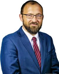 Adam Perdue's Instagram, Twitter & Facebook