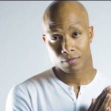 Dora Martin (@weareDoraMartin)