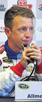 Lindsey Pierson's Instagram, Twitter & Facebook