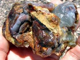 Arizona Fire Agate Rough Mineral Specimen From Maricopa Mining Rocks And Gems Fire Agate Gem Hunt