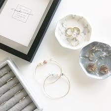 ほんとに100均 思わず2度見する セリア のハイクオリティな新商品 folk 100均 アクセサリー アイデア 商品 セリア