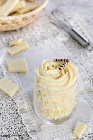 Crema ganache al cioccolato bianco. Crema Ganache Al Cioccolato Bianco Per Copertura E Per Farcire Cioccolato Cioccolato Bianco Ricette