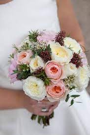 I like the flowers, maybe a little less of the green background though? 25 Swoon Worthy Wedding Bouquets With Roses Parfum Flower Company