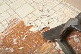 Check the corners and edges of the floor for a spot where the flooring isn't fully glued down. Removing Linoleum Or Vinyl Orlando Flooring Flooring Hq Store