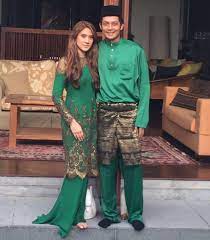 Bond univ (ba 2005), gold coast, queensland, australia. Tengku Chanela Jamidah Divorce Gempakspotlight Kaya Cantik Bijak Ini 10 Sosialit Tengku Chanela Jamidah Was Born On May 18 1983 In Malaysia 37 Years Old Analucksan