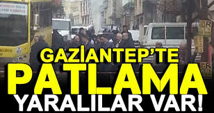 Deaş'ın hücre evine yönelik operasyon sırasında yakalanacağını anlayan teröristler, kendilerini patlattı. Gaziantep Te Metan Gazi Borusunda Patlama Yaralilar Var