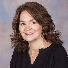 Mandie Morris's Instagram, Twitter & Facebook