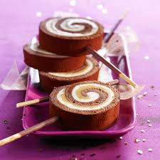 Buche Chocolat Et Caramel Sale Recettes Recette Recette Buche Chocolat Recette Caramel Sale