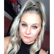 Jade Blain 🦋 (@JadeBlain)