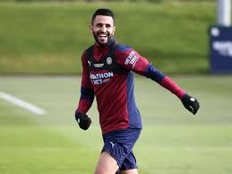 The credit card charge famous player #1422qps vancouver bc was first recorded on november 28, 2014. Fraudster Spent 175 000 On Bank Card Belonging To Man City Star Riyad Mahrez Including Trip To Ibiza Manchester Evening News