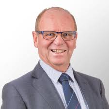 Kaitiaki: Trustees, Roopu, Staff