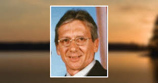 Larry Nick's Instagram, Twitter & Facebook