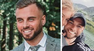 Chris z 1. edycji „Hotel Paradise” pochwalił się romantycznymi wakacjami z  nową dziewczyną. Fani: „pasujecie do siebie”