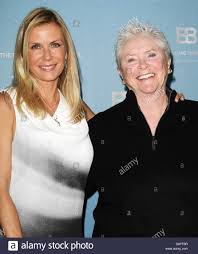 September 2020 brooke's high neck blouse. Katherine Kelly Lang Susan Flannery 25 Silver Anniversary Party Fur Cbs Statt The Bold And The Beautiful In Der Hill Street Stockfotografie Alamy